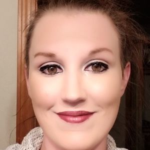 Meet your Posher, Jaylene